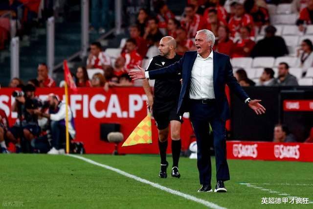 了米兰, 既是对职业, 容的重建 了米兰, 既是对职业, 容的重建