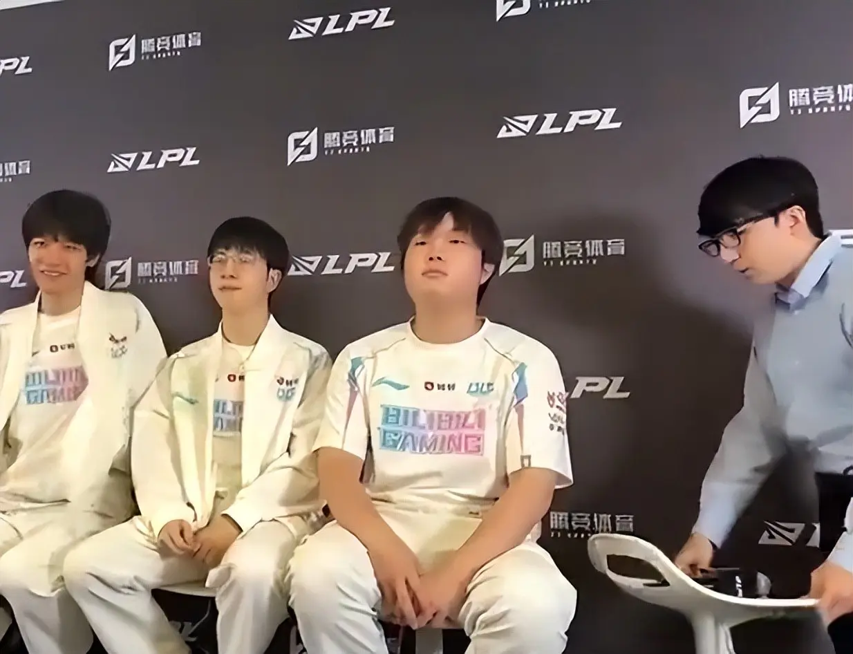 JDG时展, cn JDG时展, cn